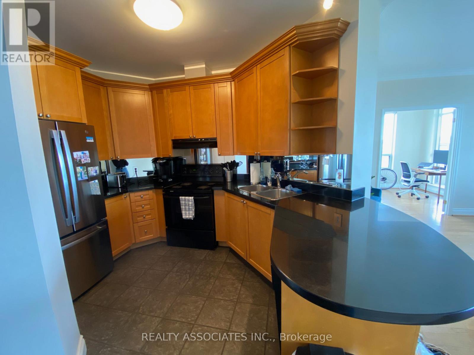 801 - 980 Yonge Street, Toronto, Ontario  M4W 3V8 - Photo 12 - C12534270