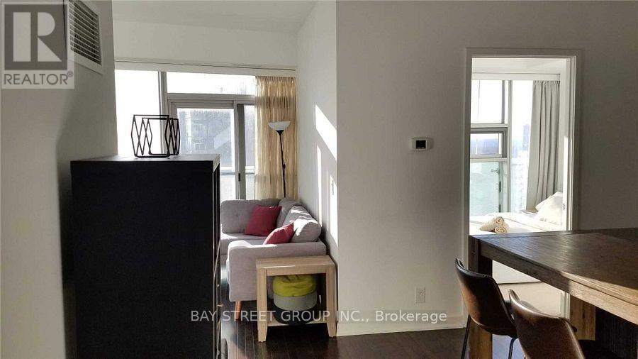 2602 - 14 York Street, Toronto, Ontario  M5J 0B1 - Photo 35 - C12534276