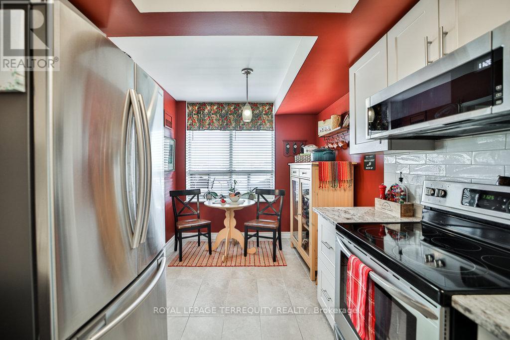 1106 - 195 Wynford Drive, Toronto, Ontario  M3C 3P3 - Photo 9 - C12534334