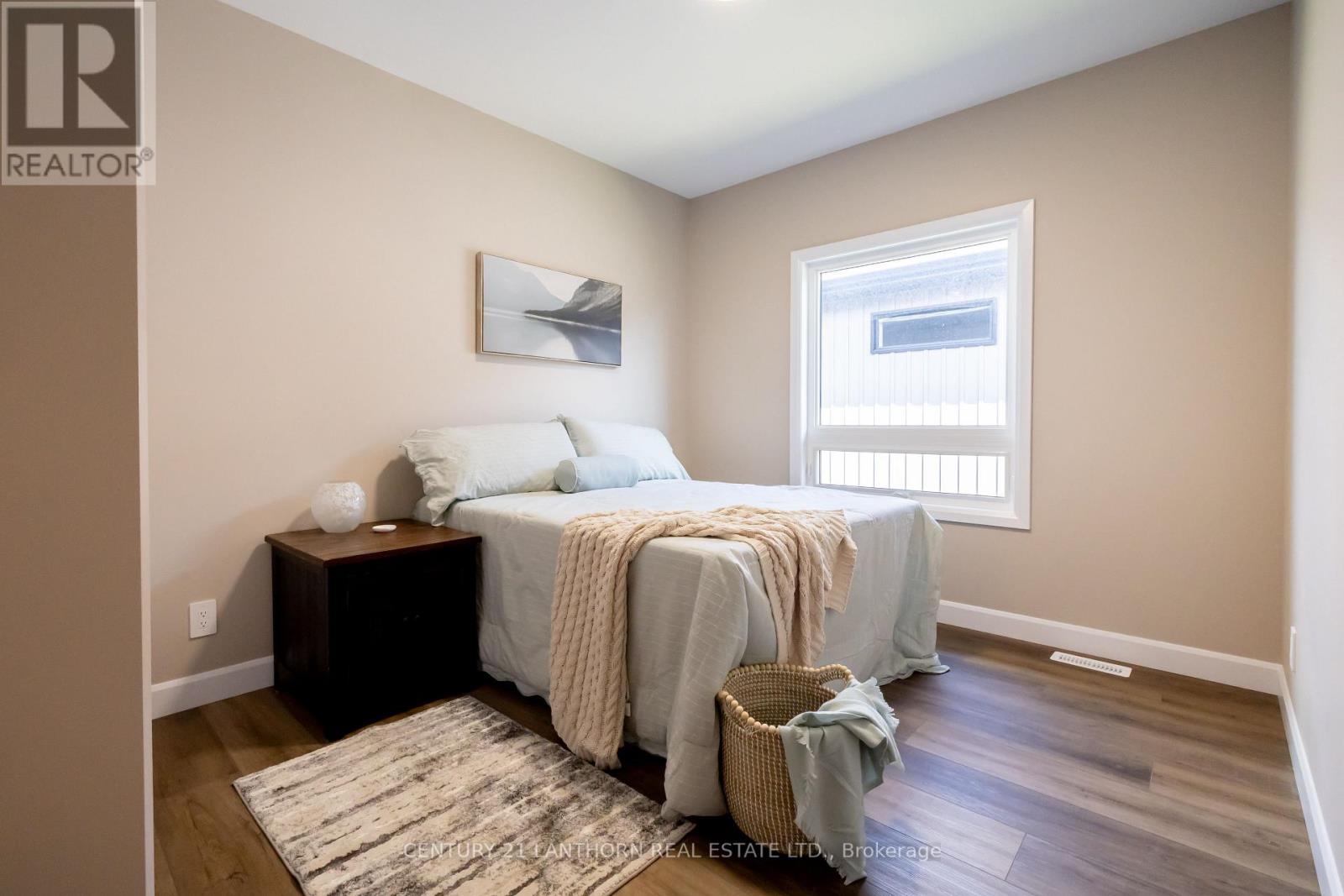 60 Hastings Park Drive, Belleville, Ontario  K8P 0H7 - Photo 19 - X12396269