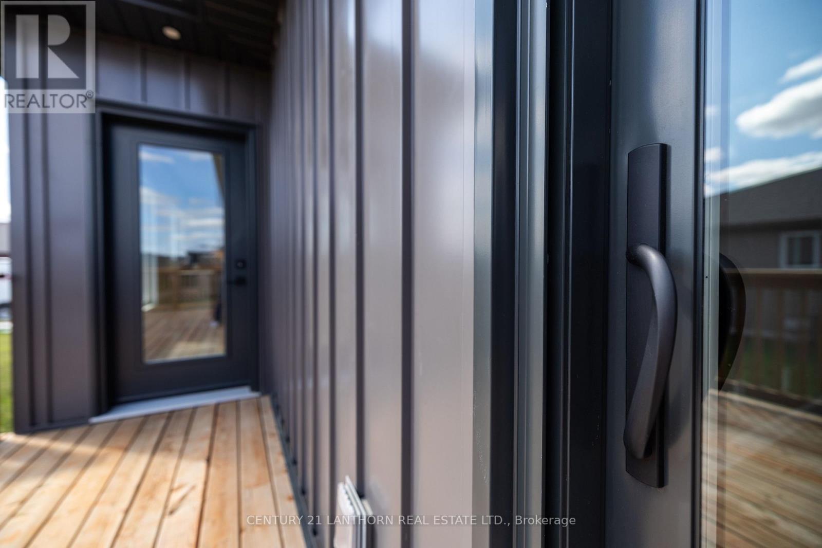 60 Hastings Park Drive, Belleville, Ontario  K8P 0H7 - Photo 23 - X12396269