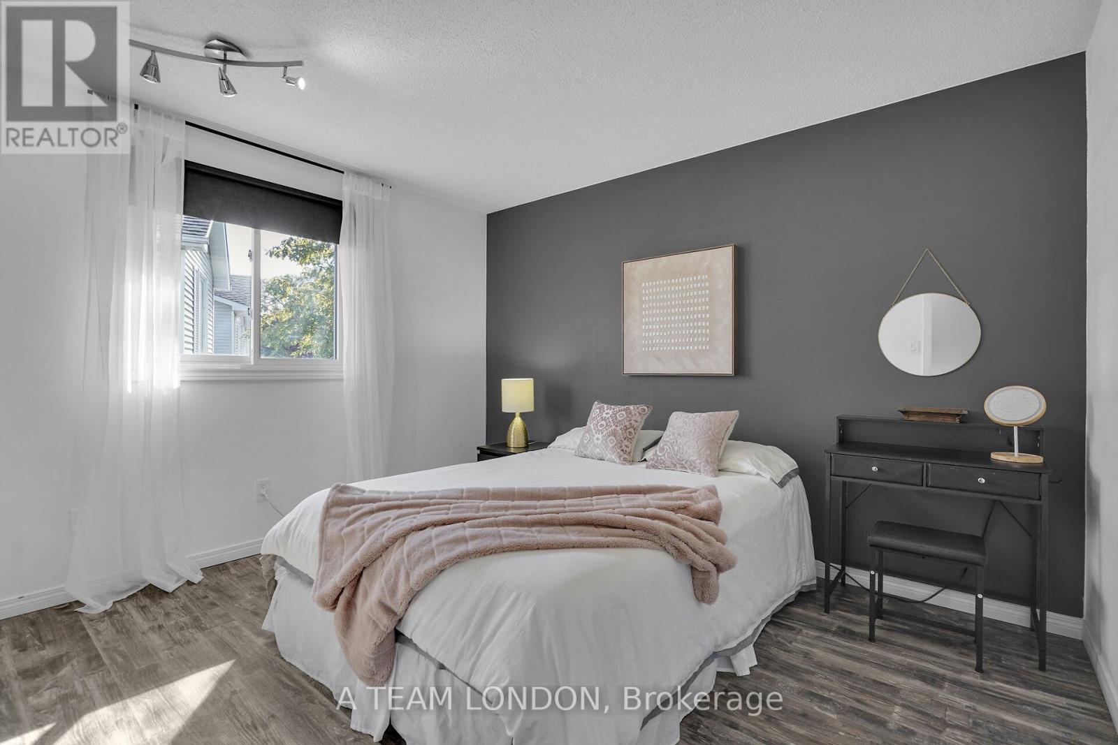 82 - 120 Centre Street, London South, Ontario N6J 4X4 - Photo 19 - X12459869