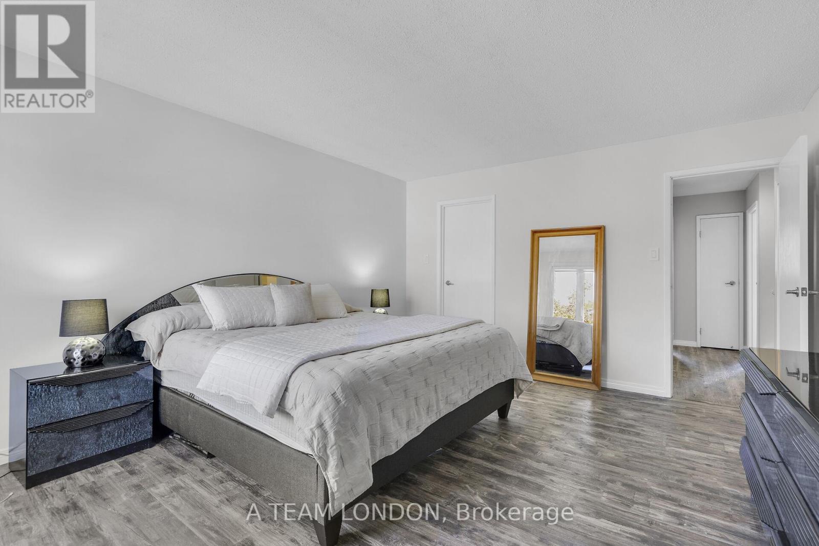 82 - 120 Centre Street, London South, Ontario N6J 4X4 - Photo 18 - X12459869