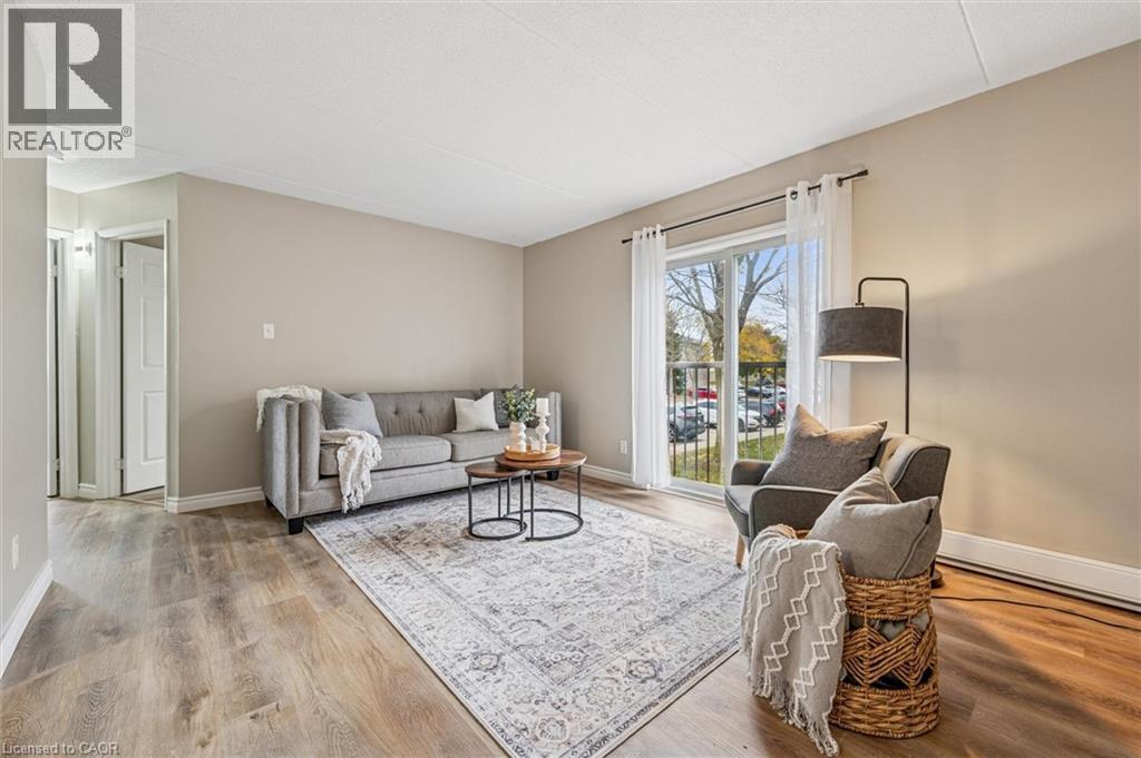 321 Northlake Drive Unit# 6, Waterloo, Ontario  N2V 1Z1 - Photo 10 - 40787552