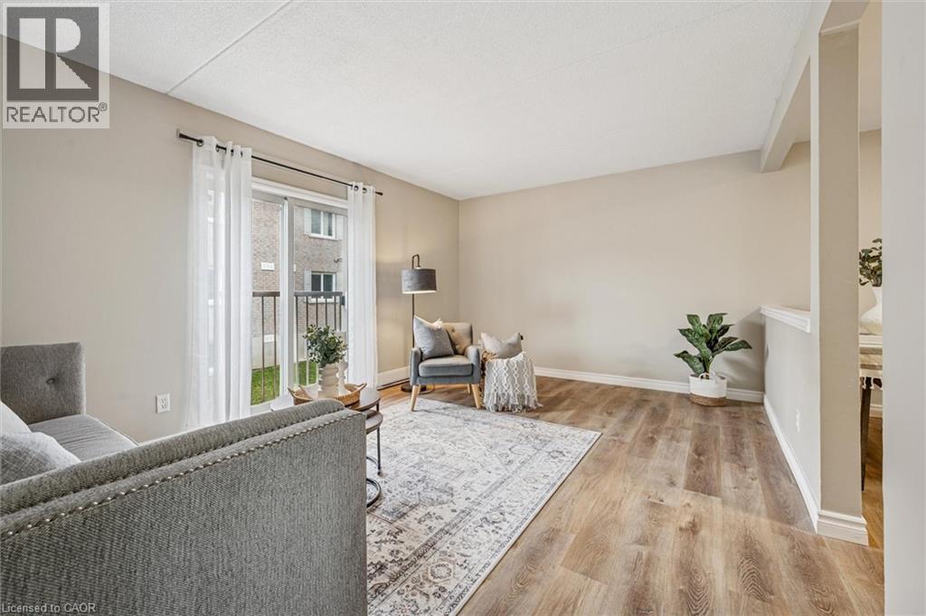 321 Northlake Drive Unit# 6, Waterloo, Ontario  N2V 1Z1 - Photo 11 - 40787552