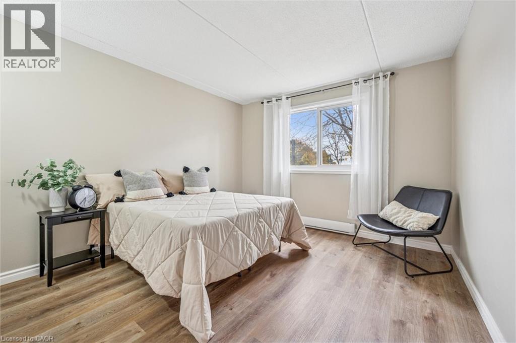 321 Northlake Drive Unit# 6, Waterloo, Ontario  N2V 1Z1 - Photo 15 - 40787552