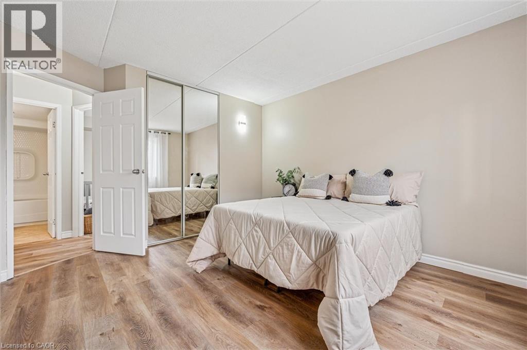 321 Northlake Drive Unit# 6, Waterloo, Ontario  N2V 1Z1 - Photo 17 - 40787552