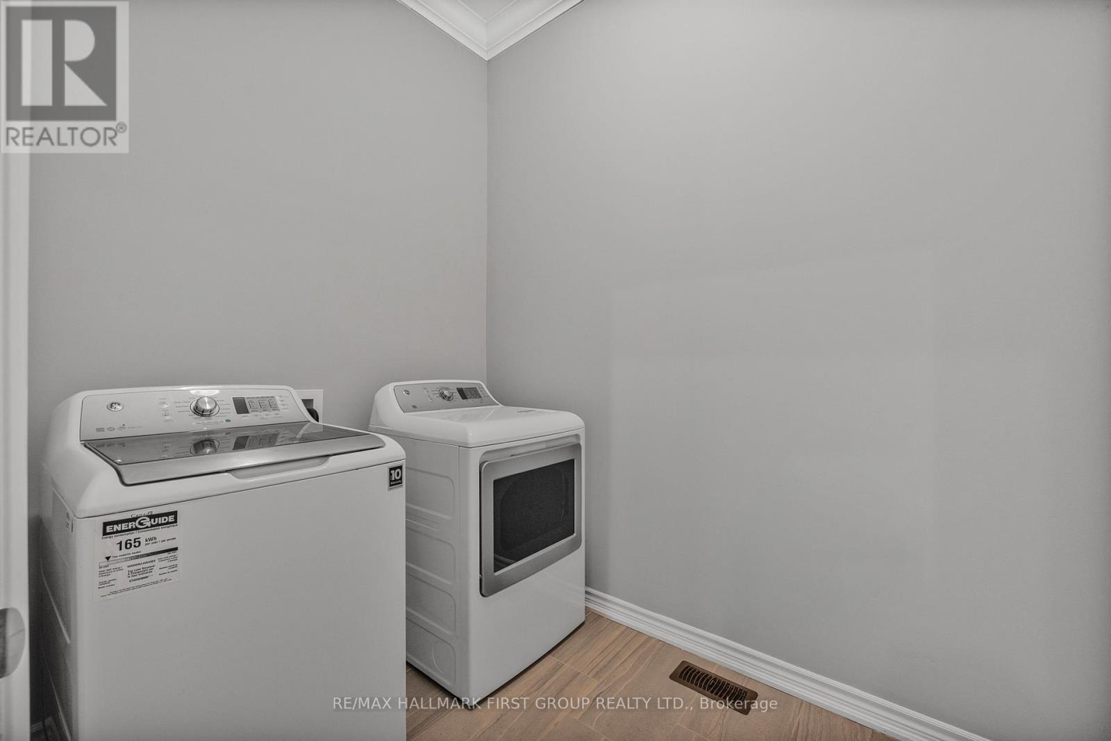 43 Washburn Path, Clarington, Ontario  L1E 0J7 - Photo 24 - E12534304