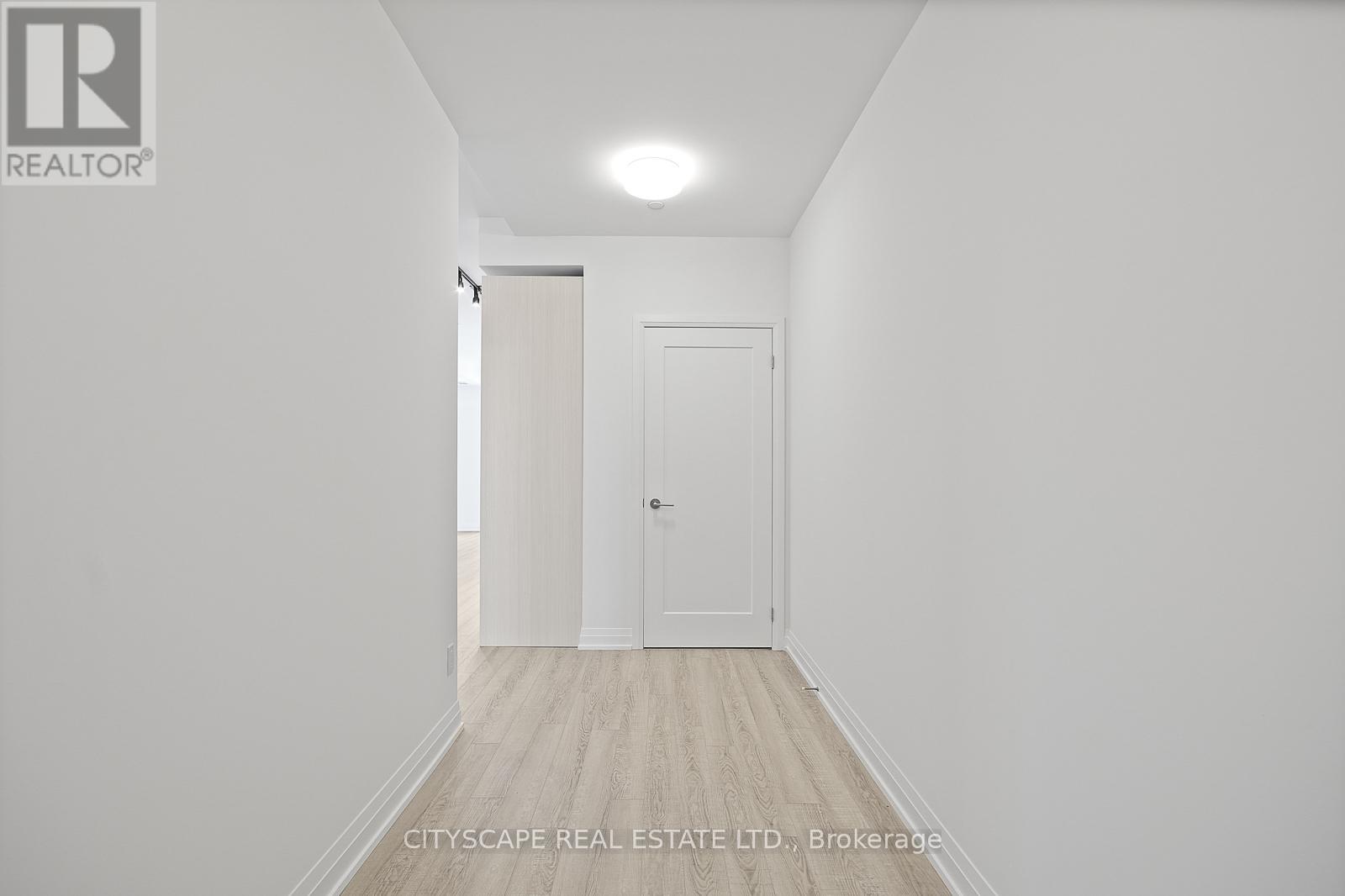 306 - 286 Main Street, Toronto, Ontario  M4C 4X4 - Photo 2 - E12534320