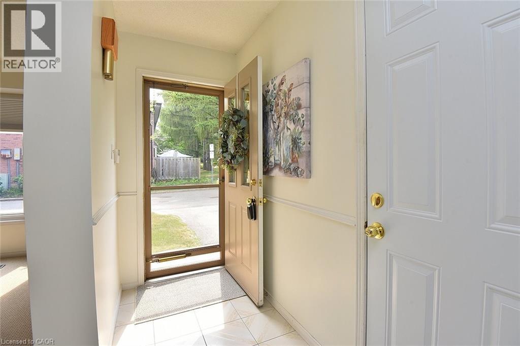 644 Upper Paradise Road Unit# 20, Hamilton, Ontario  L9C 7K8 - Photo 4 - 40757735