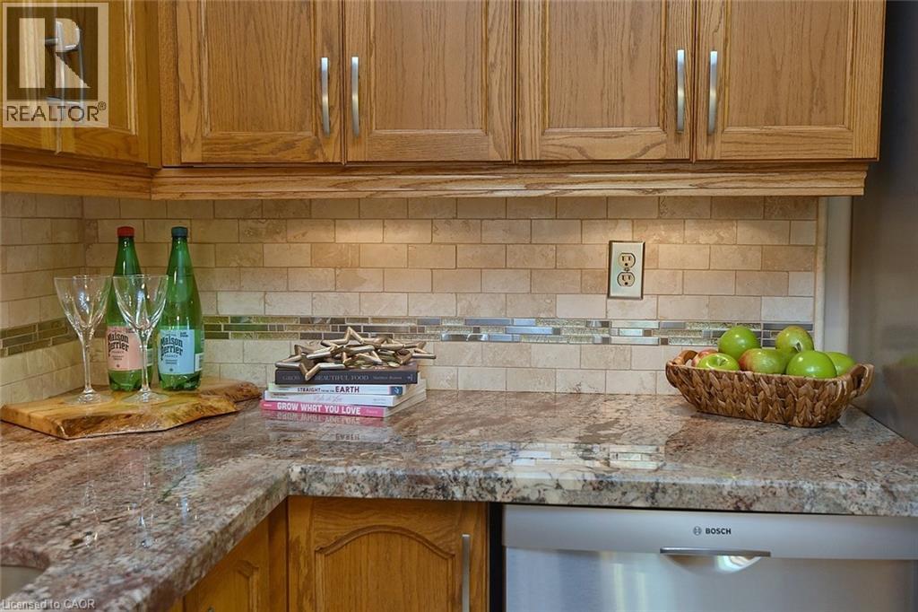 644 Upper Paradise Road Unit# 20, Hamilton, Ontario  L9C 7K8 - Photo 19 - 40757735