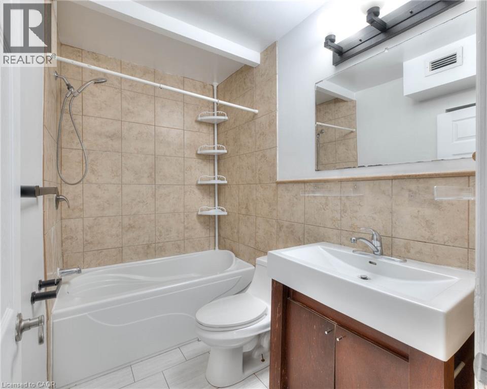 839 Stirling Avenue S Unit# 1, Kitchener, Ontario  N2L 2M6 - Photo 7 - 40785603