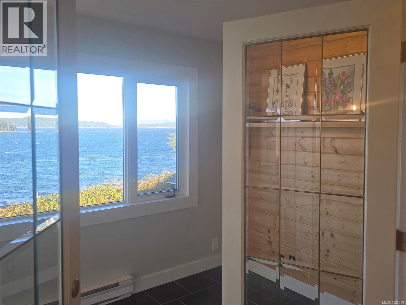 1776 Broughton Blvd, Port Mcneill, British Columbia  V0N 2R0 - Photo 16 - 1020268