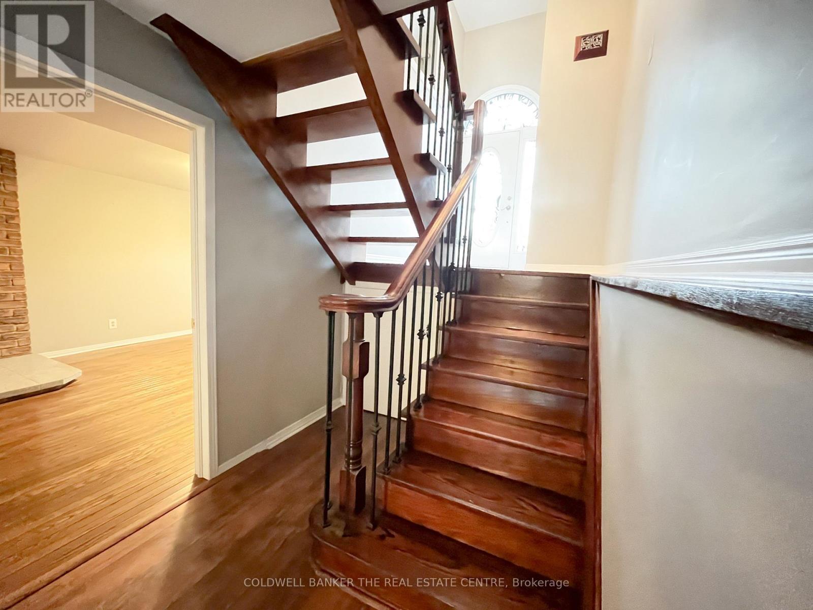 4 Wood Crescent, Bradford West Gwillimbury (Bradford), Ontario  L3Z 2G2 - Photo 16 - N12534262