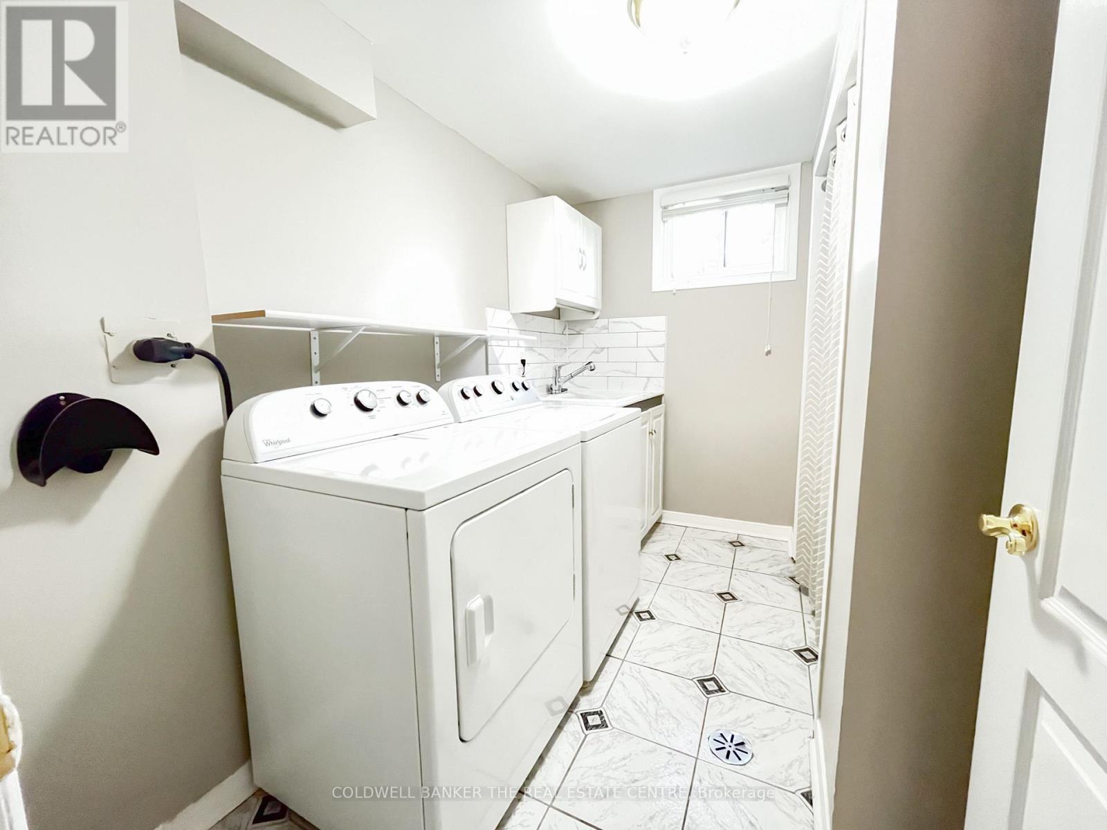 4 Wood Crescent, Bradford West Gwillimbury (Bradford), Ontario  L3Z 2G2 - Photo 22 - N12534262