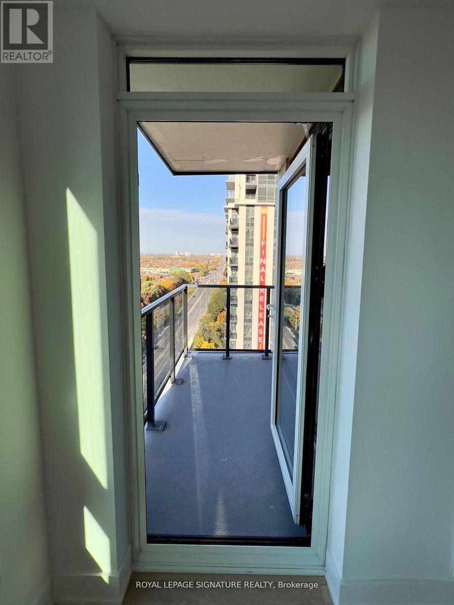 1407 - 202 Burnhamthorpe Road E, Mississauga, Ontario  L5A 0B2 - Photo 21 - W12534256