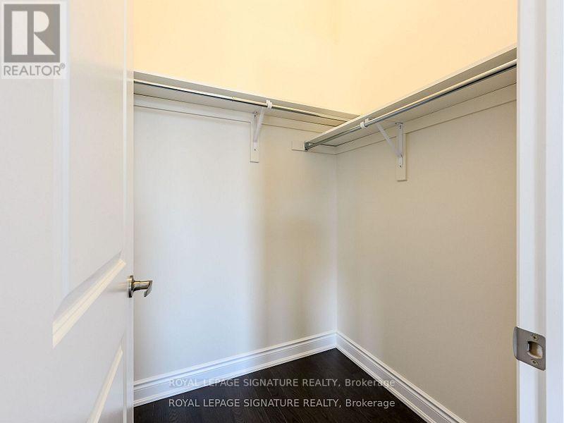 3448 Mosley Gate, Oakville, Ontario  L6H 7C6 - Photo 29 - W12534266