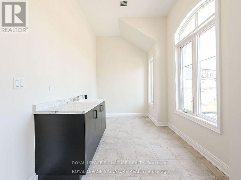 3448 Mosley Gate, Oakville, Ontario  L6H 7C6 - Photo 35 - W12534266