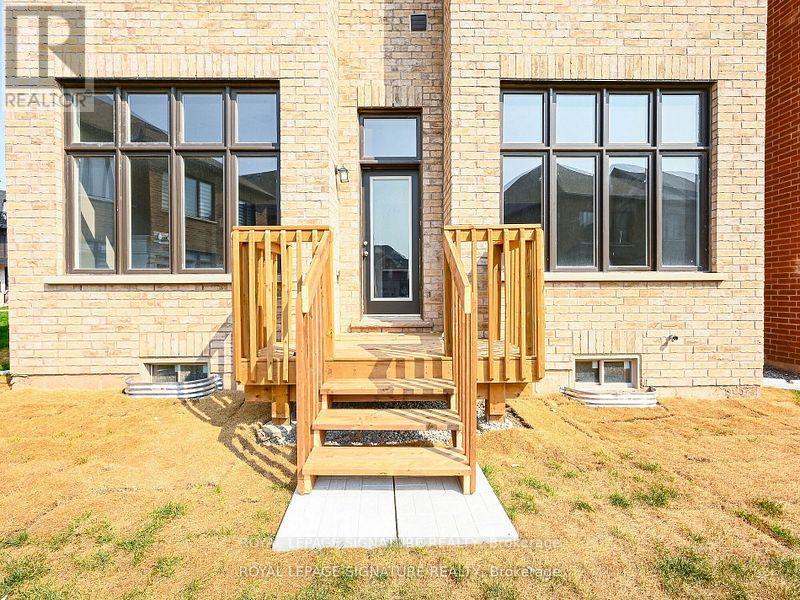 3448 Mosley Gate, Oakville, Ontario  L6H 7C6 - Photo 36 - W12534266