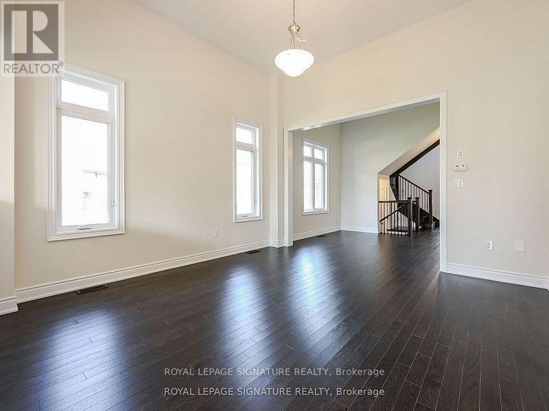 3448 Mosley Gate, Oakville, Ontario  L6H 7C6 - Photo 7 - W12534266