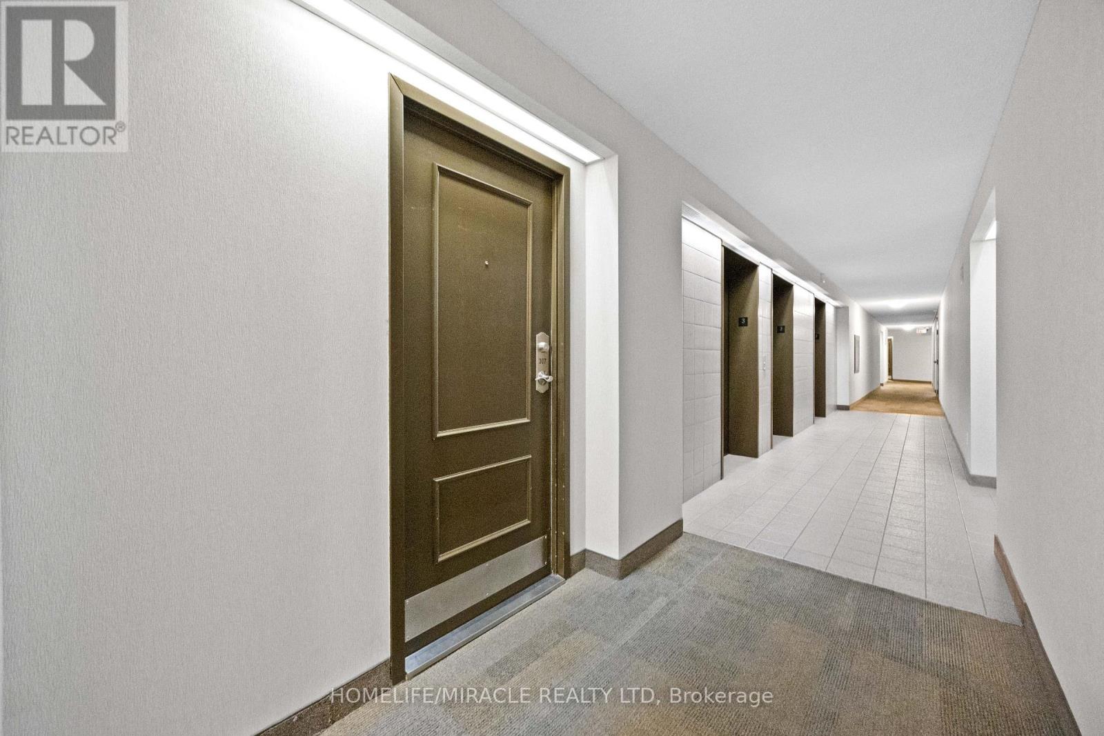 307 - 1 Rowntree Road, Toronto, Ontario  M9V 5G7 - Photo 3 - W12534274