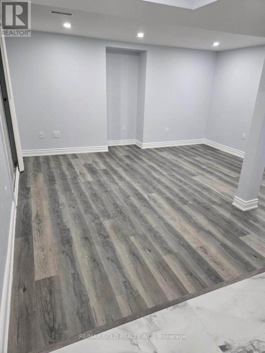 26 - 62 Davis Crescent, Halton Hills, Ontario  L7G 5P3 - Photo 5 - W12534282