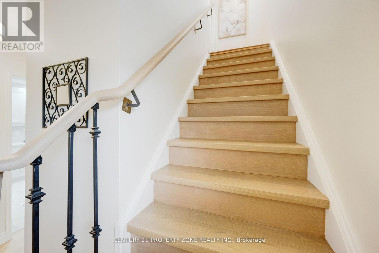 2 Cortez Court, Brampton, Ontario  L6X 3Z4 - Photo 21 - W12534306