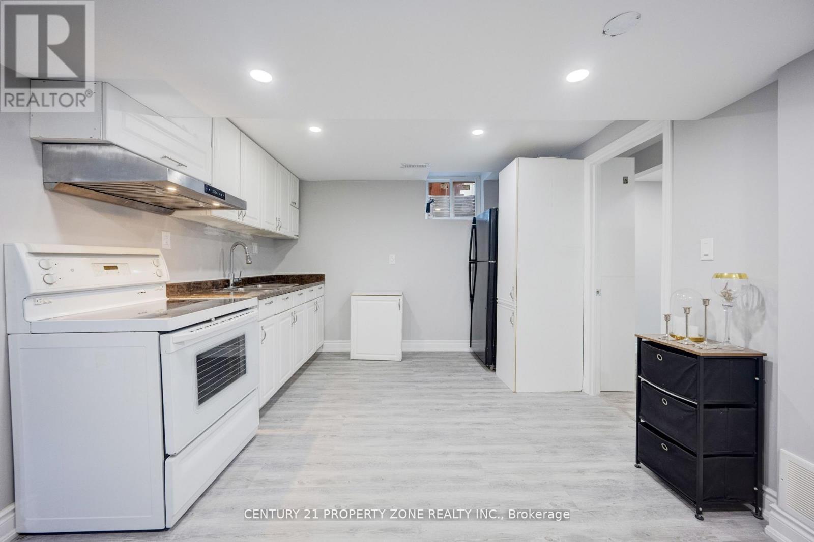 2 Cortez Court, Brampton, Ontario  L6X 3Z4 - Photo 26 - W12534306