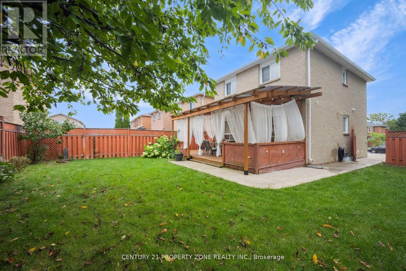 2 Cortez Court, Brampton, Ontario  L6X 3Z4 - Photo 32 - W12534306