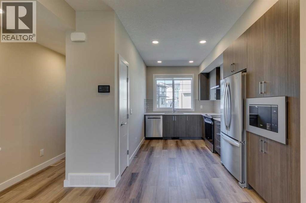 104, 285 Chelsea Court, Chestermere, Alberta  T1X 2W7 - Photo 9 - A2255553