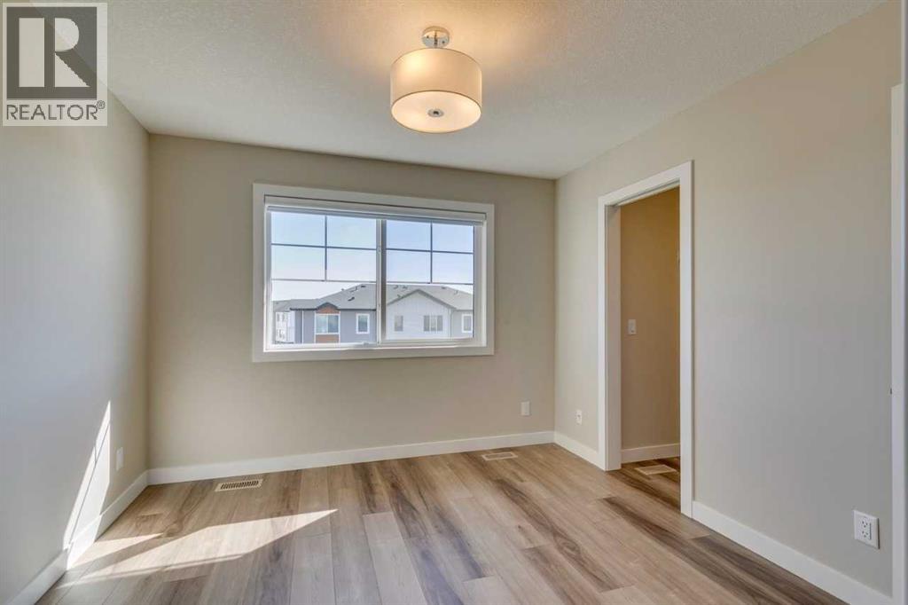 104, 285 Chelsea Court, Chestermere, Alberta  T1X 2W7 - Photo 31 - A2255553