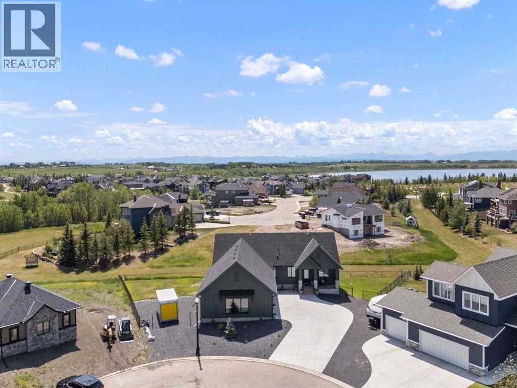 32 Monterra Landing, Rural Rocky View County, Alberta  T4C 0G8 - Photo 6 - A2266796