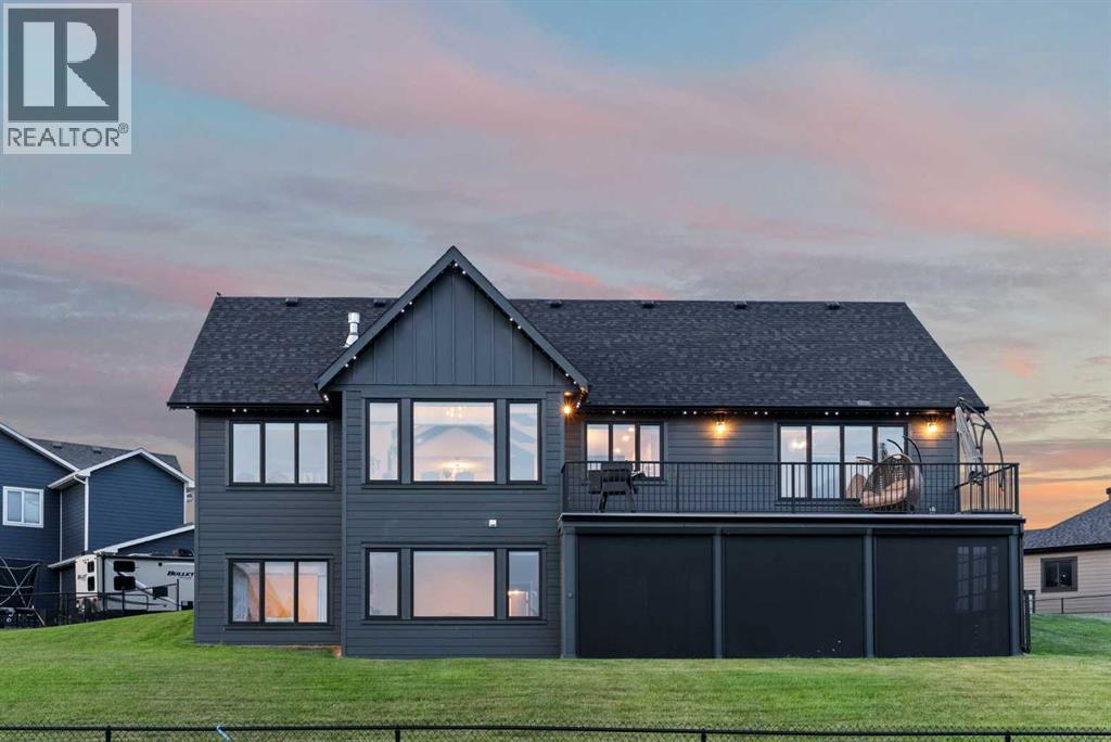 32 Monterra Landing, Rural Rocky View County, Alberta  T4C 0G8 - Photo 4 - A2266796