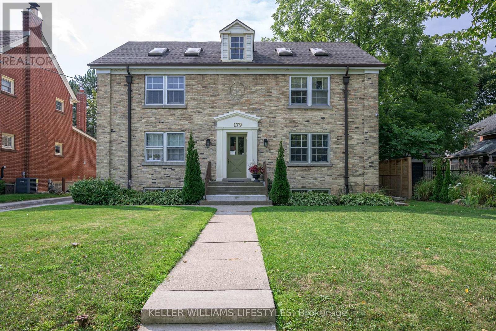 179 Devonshire Avenue, London South, Ontario N6C 2H9 - Photo 2 - X12534402