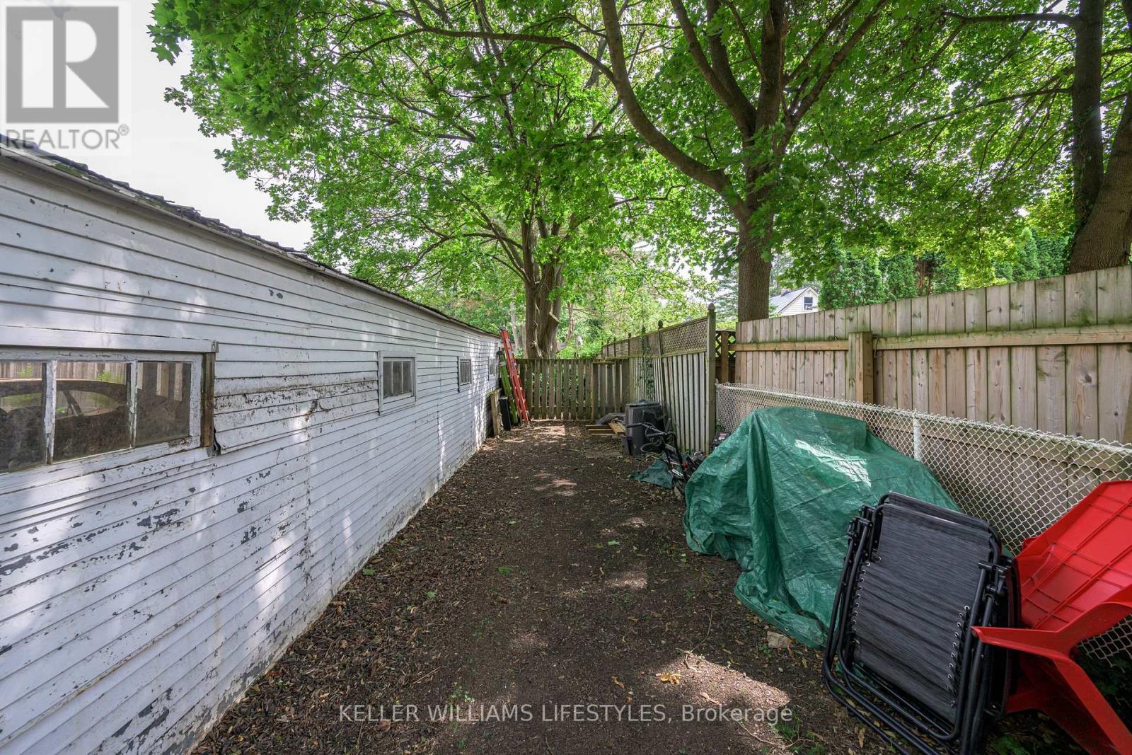 179 Devonshire Avenue, London South, Ontario N6C 2H9 - Photo 38 - X12534402