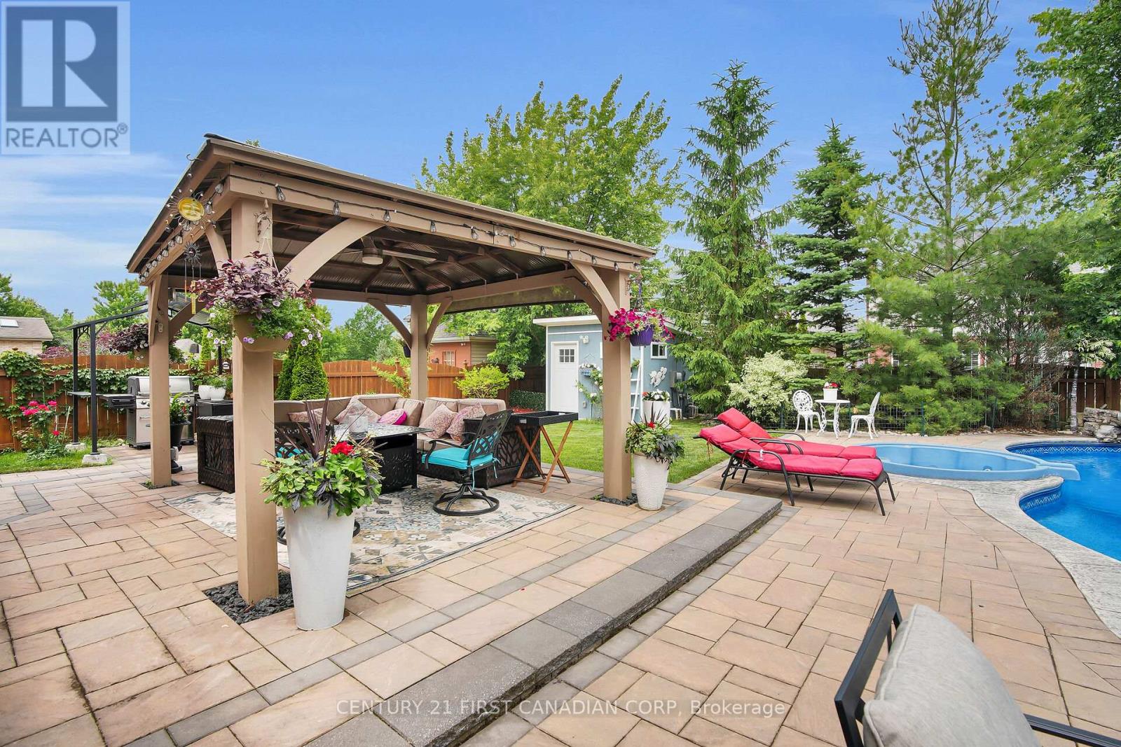 205 East Rivertrace Walk, London North, Ontario  N6G 5L1 - Photo 14 - X12534564