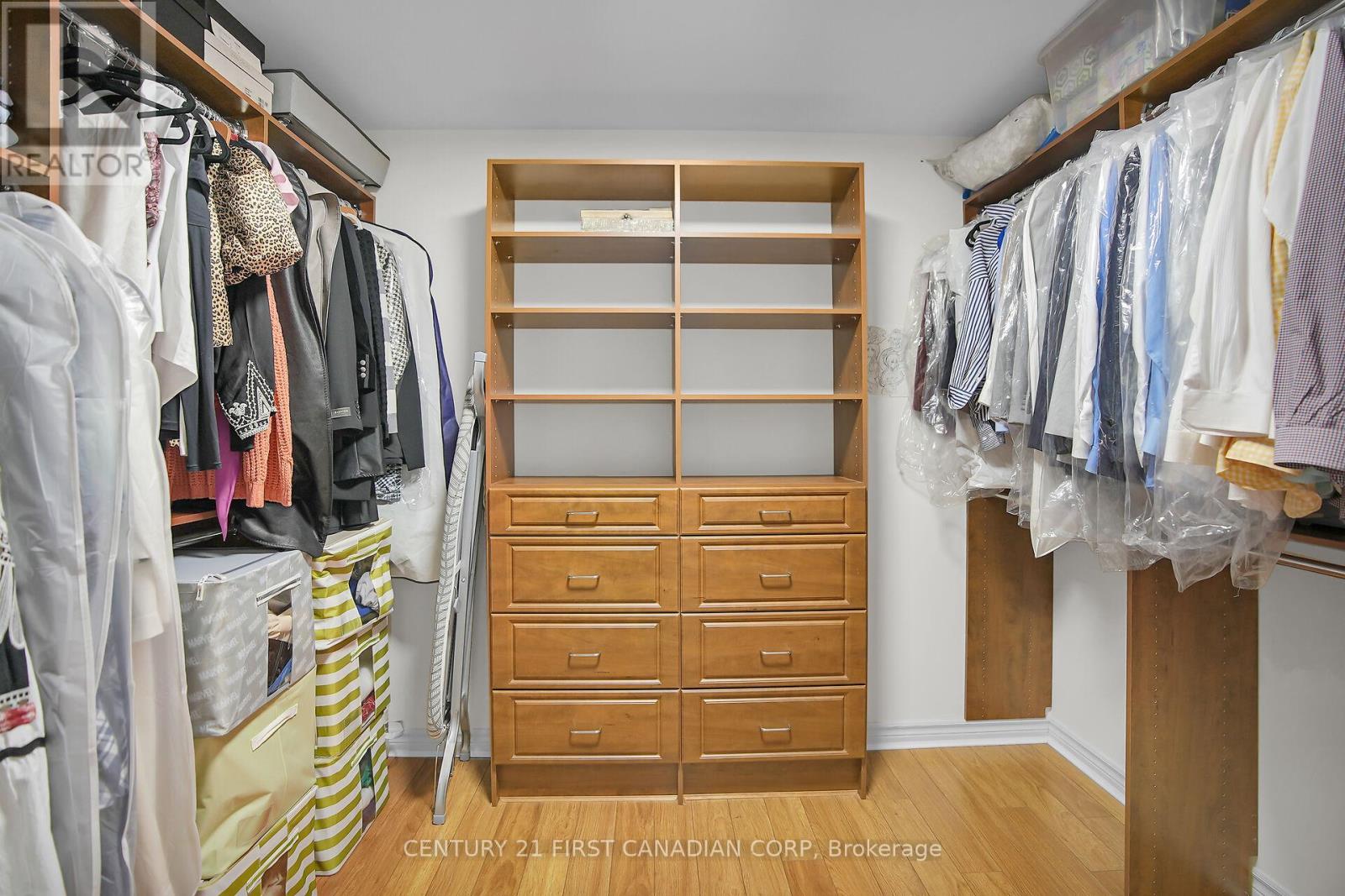 205 East Rivertrace Walk, London North, Ontario  N6G 5L1 - Photo 34 - X12534564