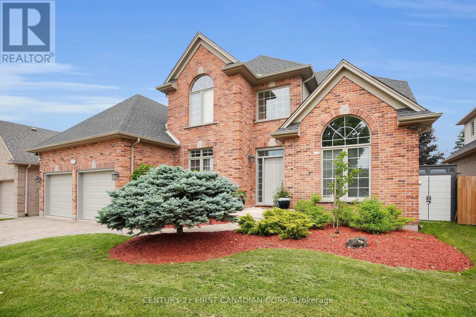 205 East Rivertrace Walk, London North, Ontario  N6G 5L1 - Photo 4 - X12534564