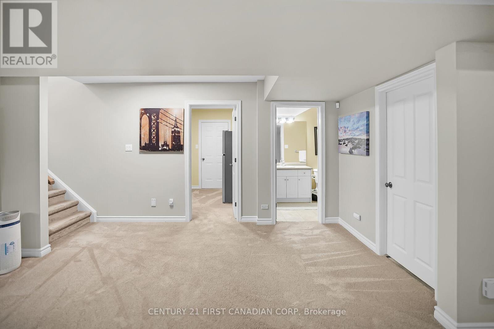 205 East Rivertrace Walk, London North, Ontario  N6G 5L1 - Photo 43 - X12534564