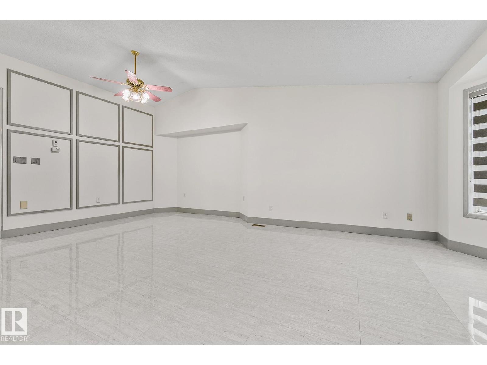 Unknown Address, ,    - Photo 11 - E4465402