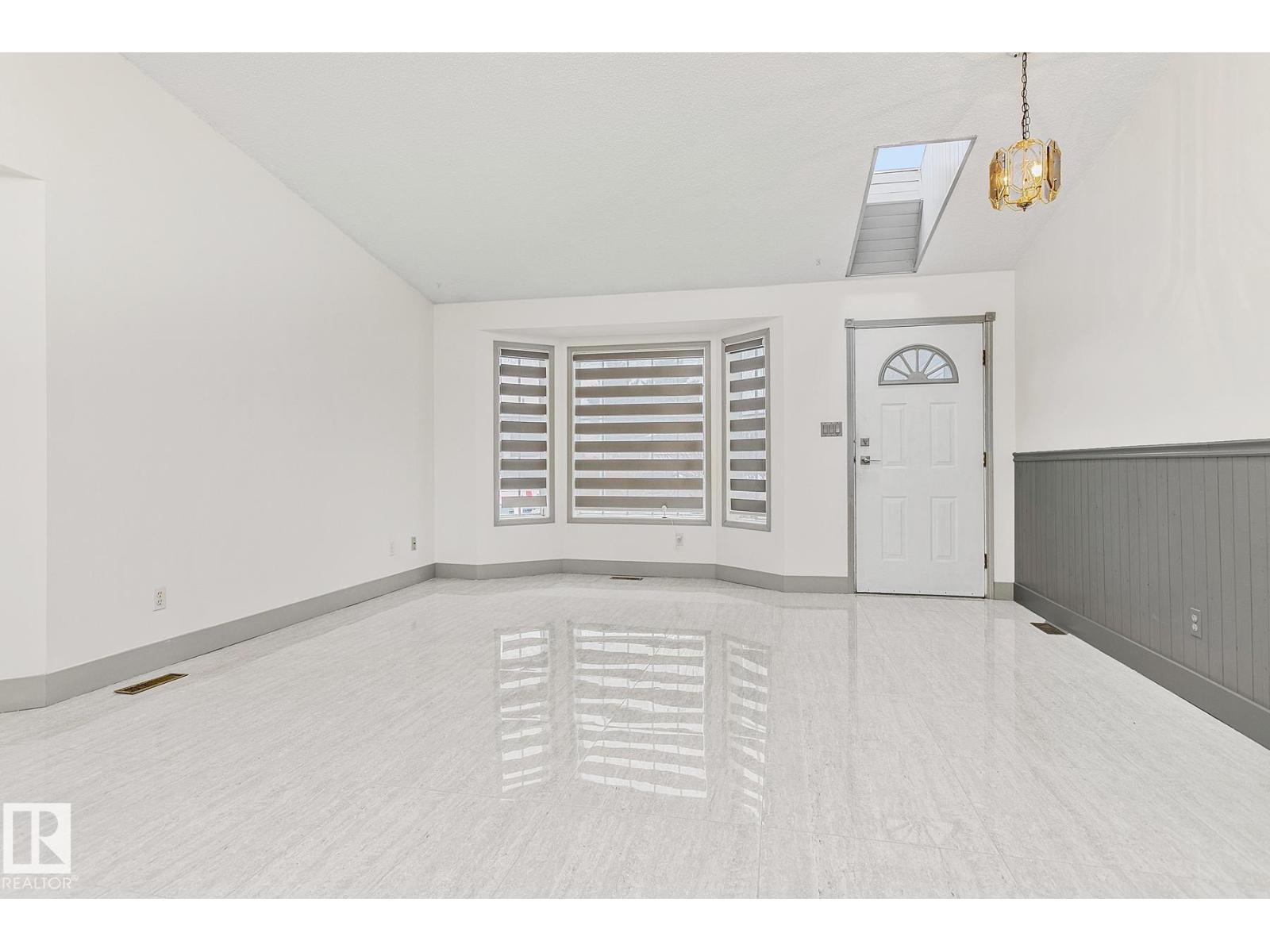 Unknown Address, ,    - Photo 8 - E4465402