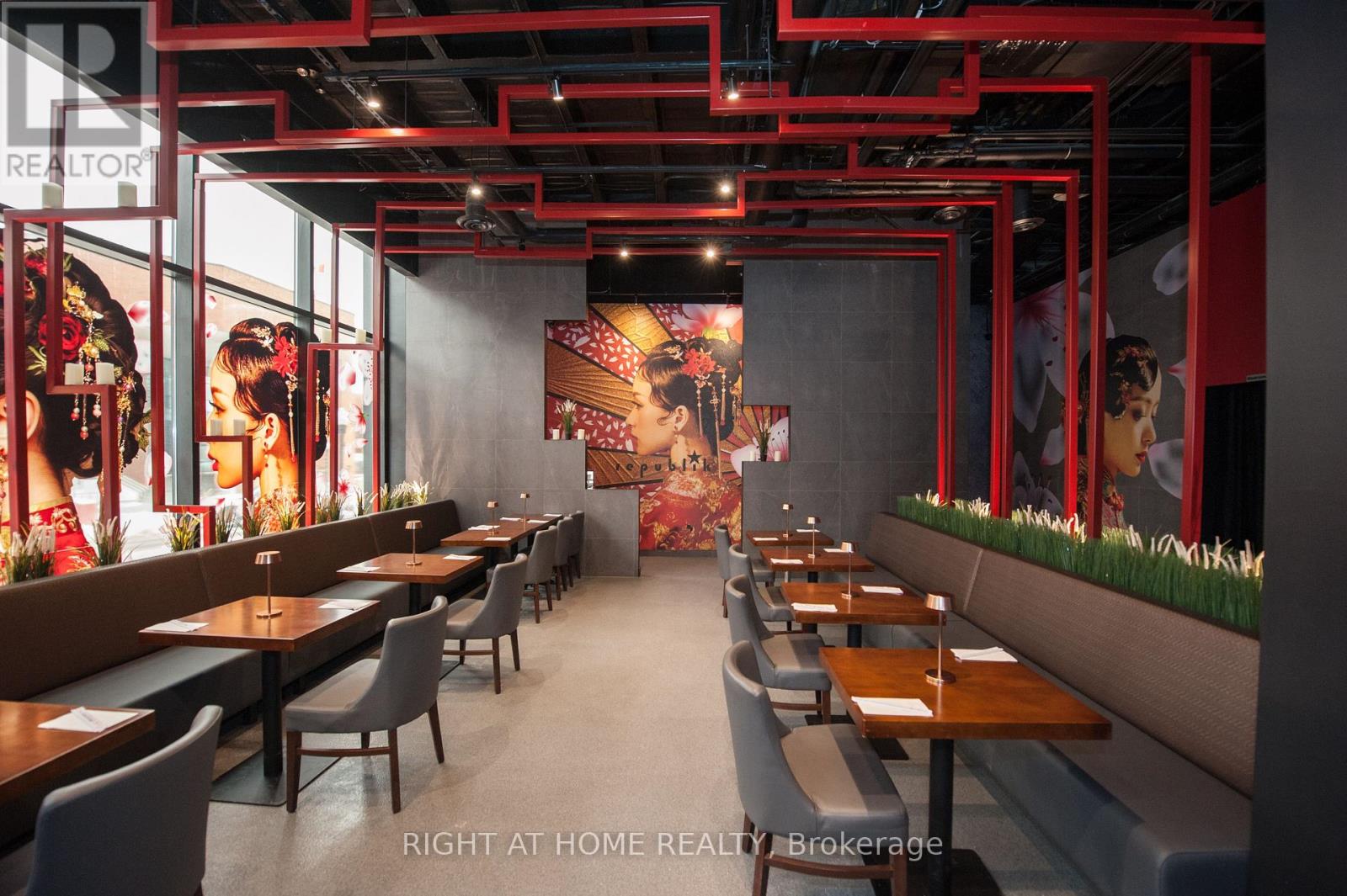 102 - 305 King Street W, Kitchener, Ontario  N2G 1B9 - Photo 13 - X12534250