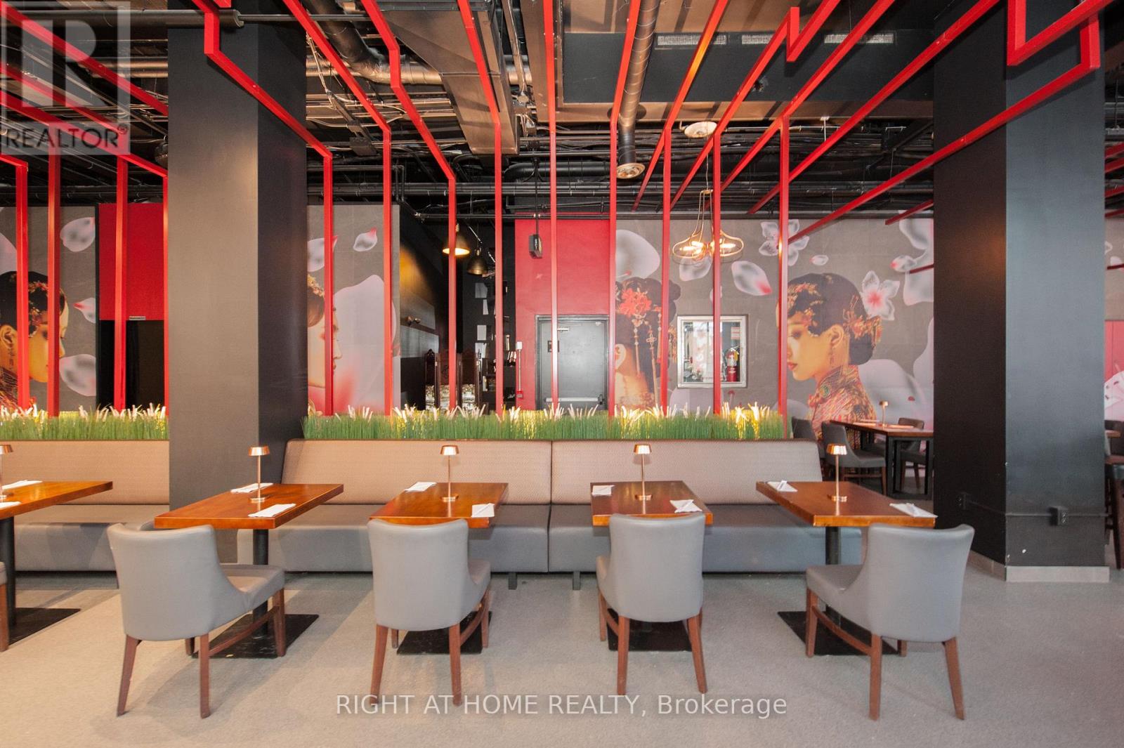 102 - 305 King Street W, Kitchener, Ontario  N2G 1B9 - Photo 31 - X12534250