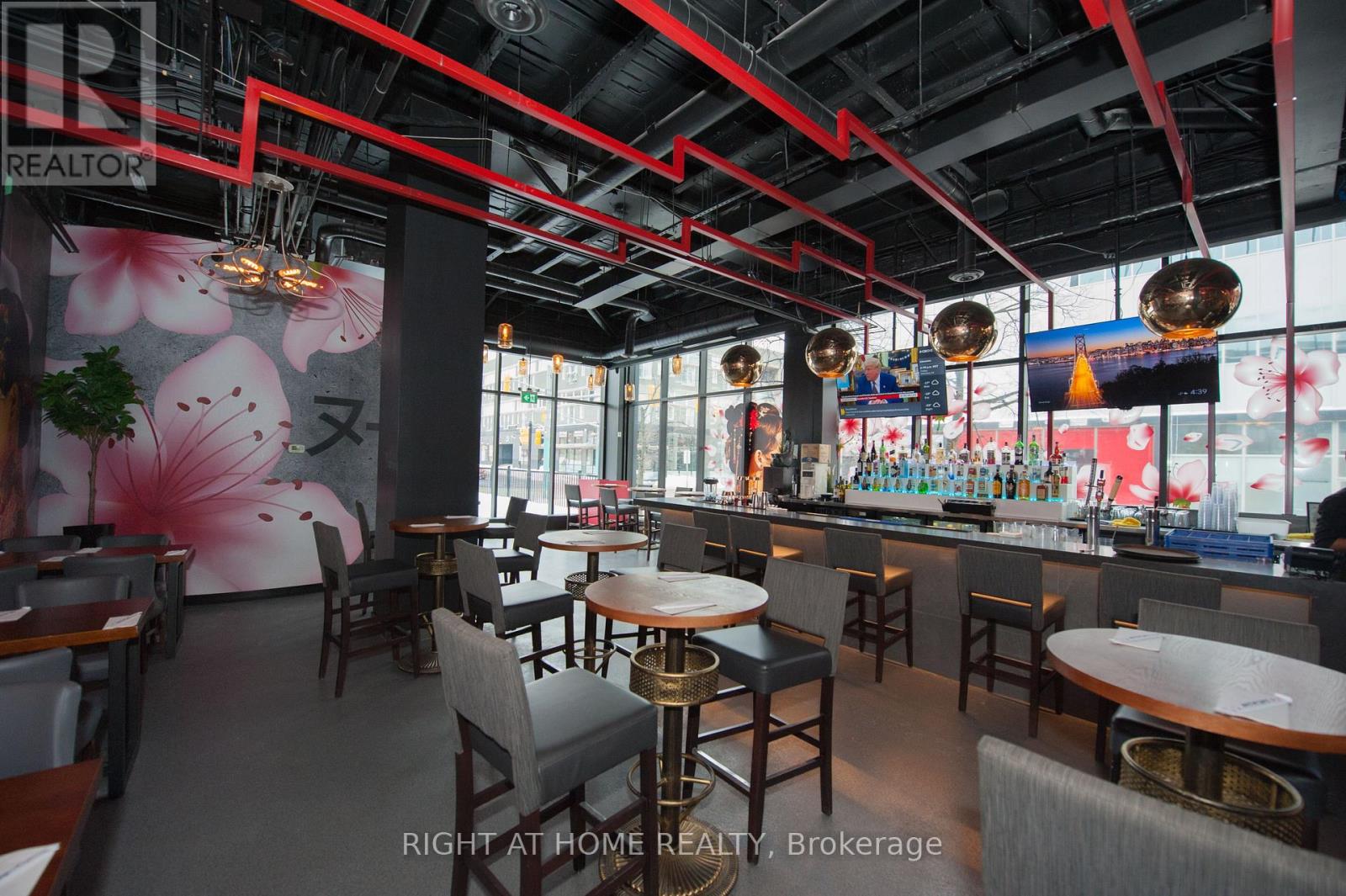 102 - 305 King Street W, Kitchener, Ontario  N2G 1B9 - Photo 8 - X12534250