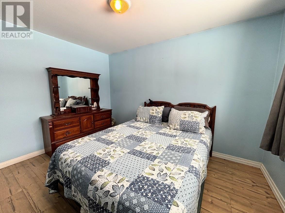 68 Neebig Ave, Manitouwadge, Ontario  P0T 2C0 - Photo 13 - TB250917