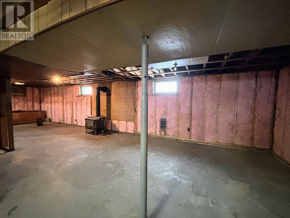 68 Neebig Ave, Manitouwadge, Ontario  P0T 2C0 - Photo 23 - TB250917