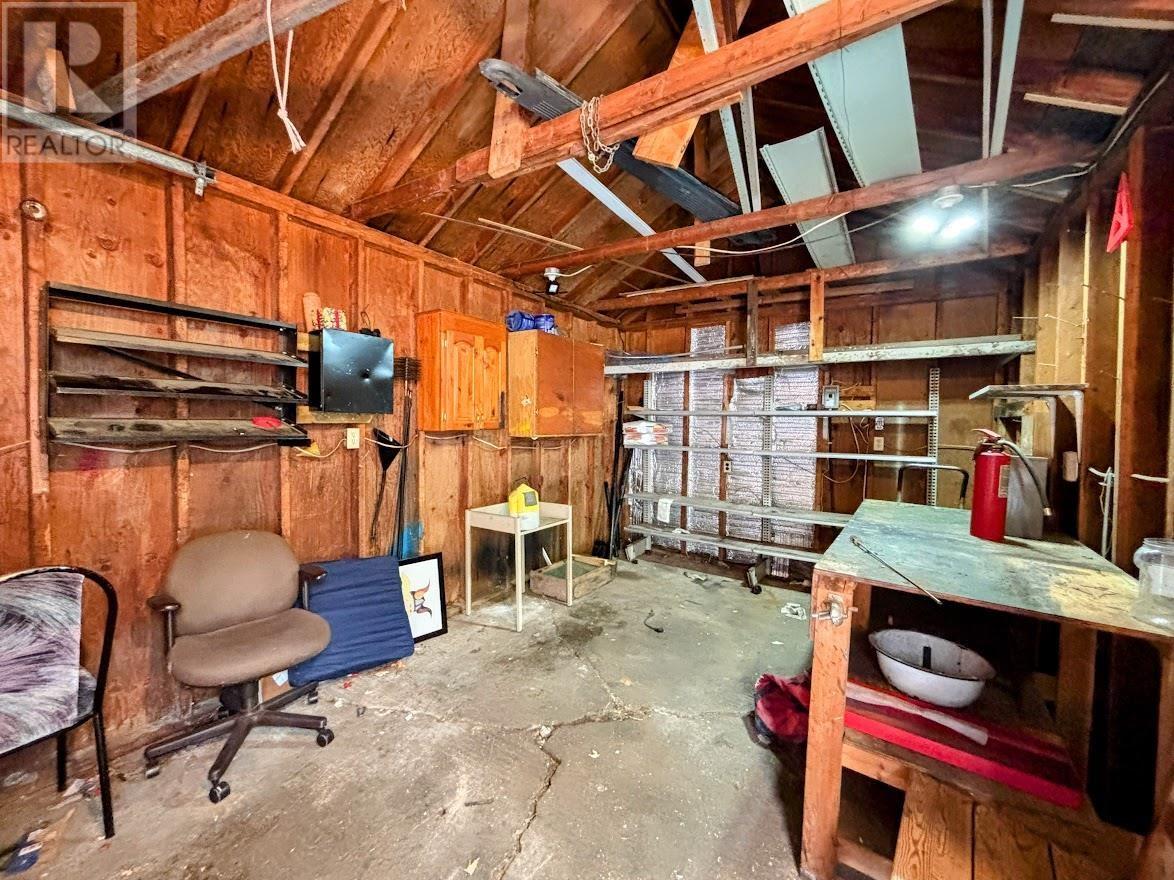 68 Neebig Ave, Manitouwadge, Ontario  P0T 2C0 - Photo 34 - TB250917