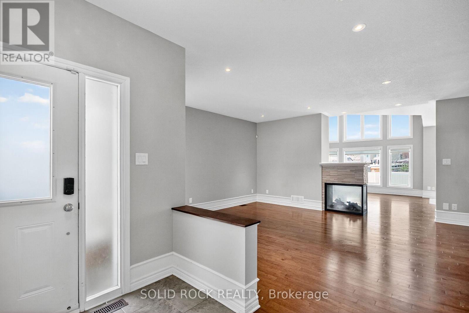 118 Wilhelmina Place, Ottawa, Ontario  K4M 0B4 - Photo 3 - X12534474