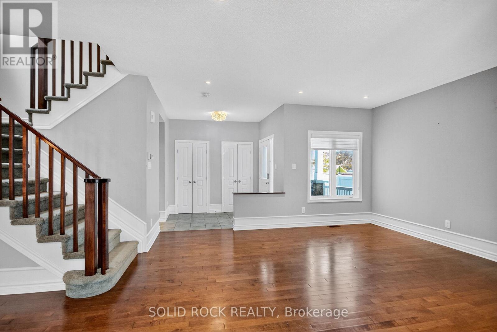 118 Wilhelmina Place, Ottawa, Ontario  K4M 0B4 - Photo 4 - X12534474