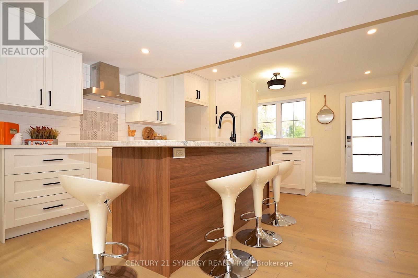 32 - 660 Hochelaga Street, Ottawa, Ontario  K1K 2E9 - Photo 15 - X12534514